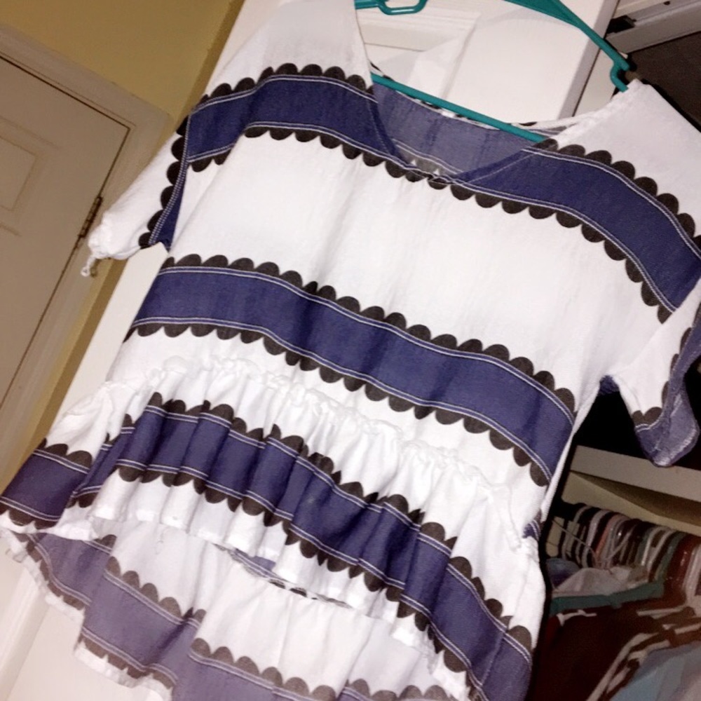 Cute blouse